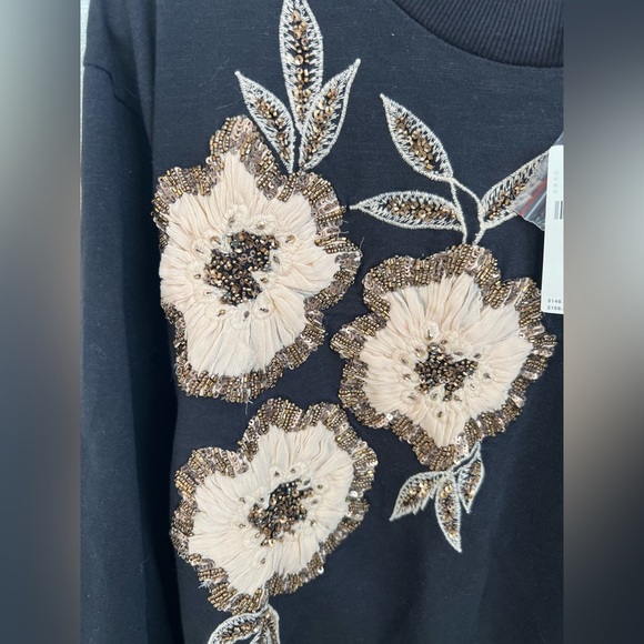 NWT new XL can fit large Anthropologie floral appliqué sweatshirt black sweater - Picture 8 of 15